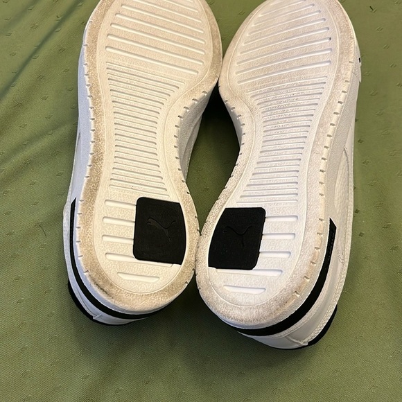 Puma Men's White and Black Sneakers  size 10.5 - Picture 6 of 7